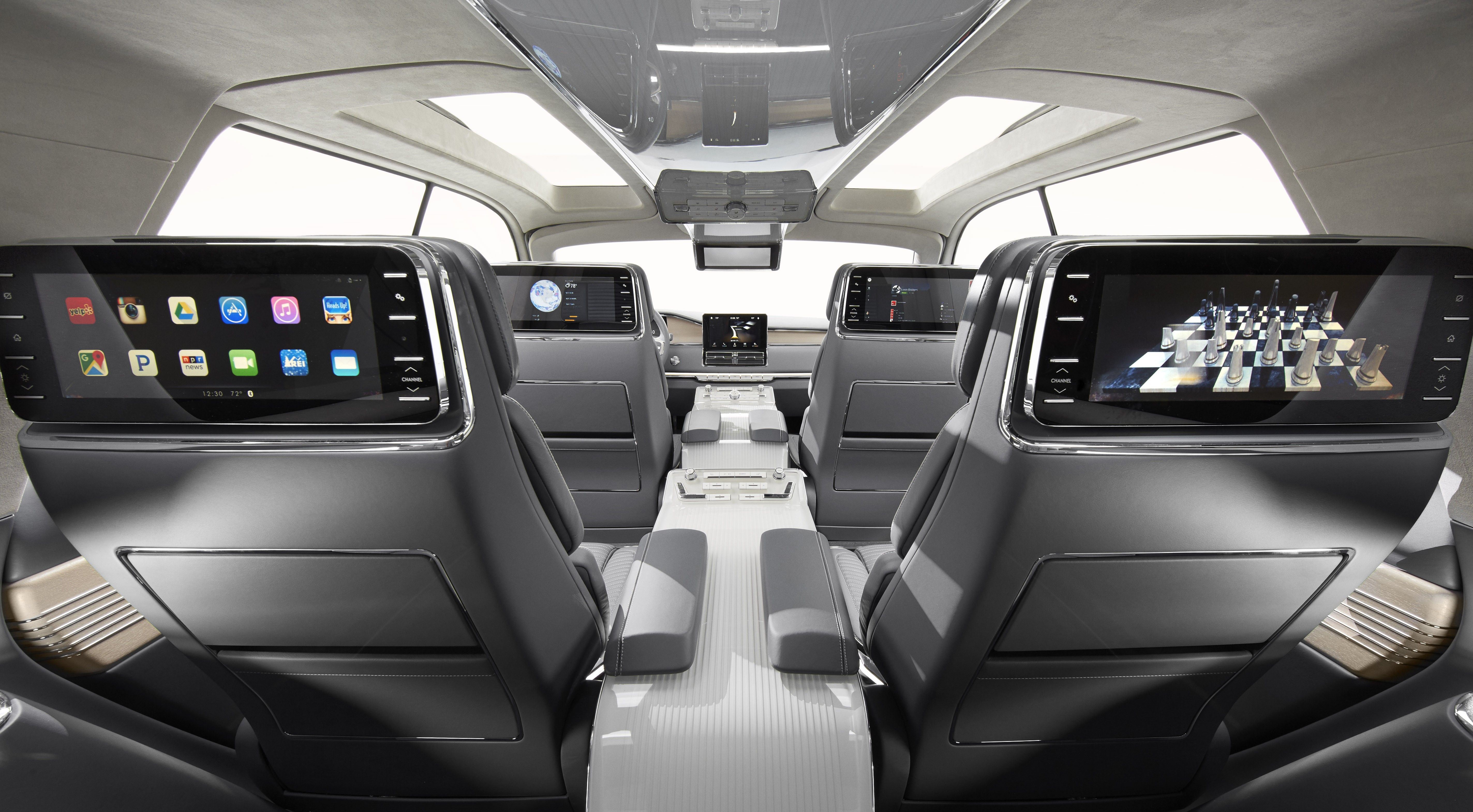 2018 Lincoln Navigator back interior | Car Reviews