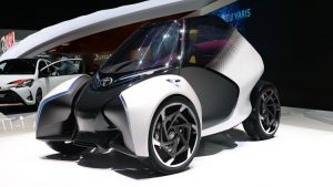 2017 Toyota i-TRIL Concept side view